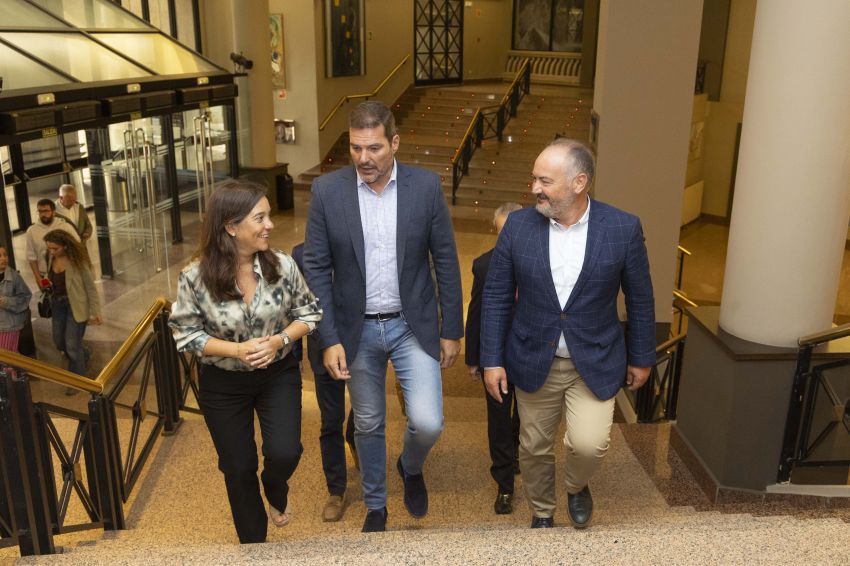 Rioboo destaca á Orquestra Sinfónica de Galicia como un “referente galego e estatal” na presentación da temporada 2025-2026