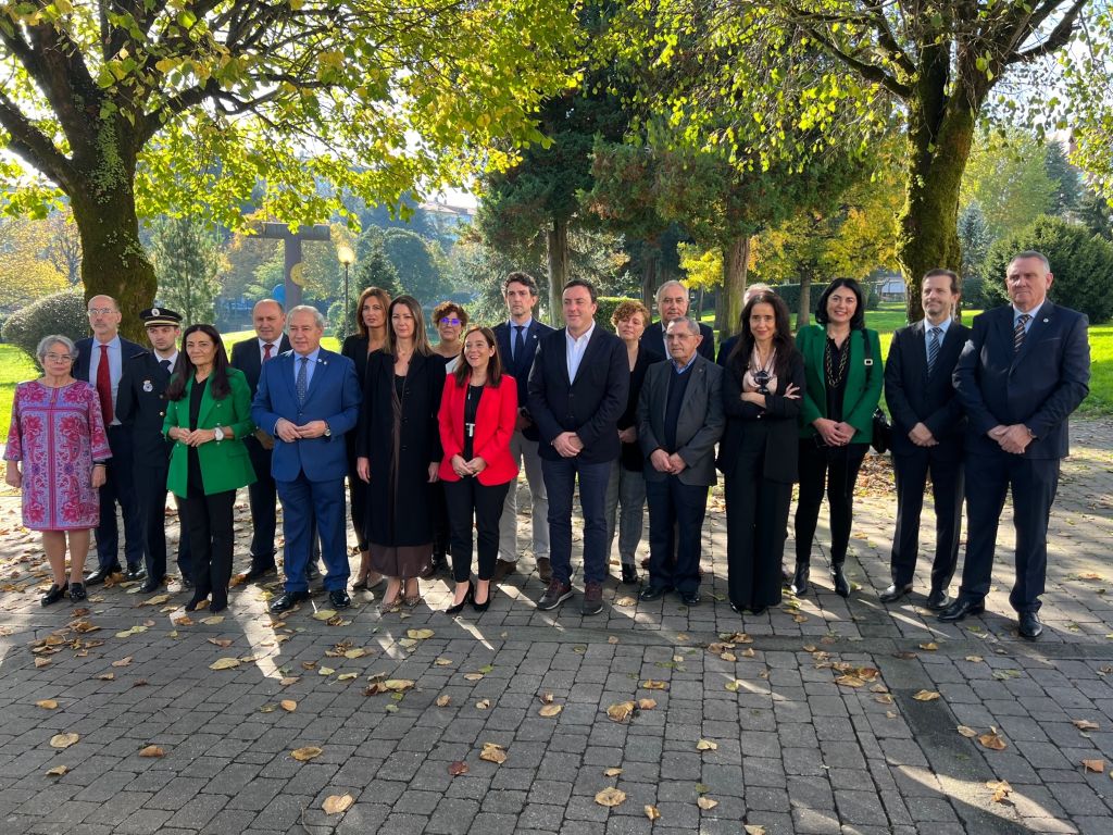 Formoso entrega os premios COGAVE 2022 a Inés Rey e Fundación Meniños