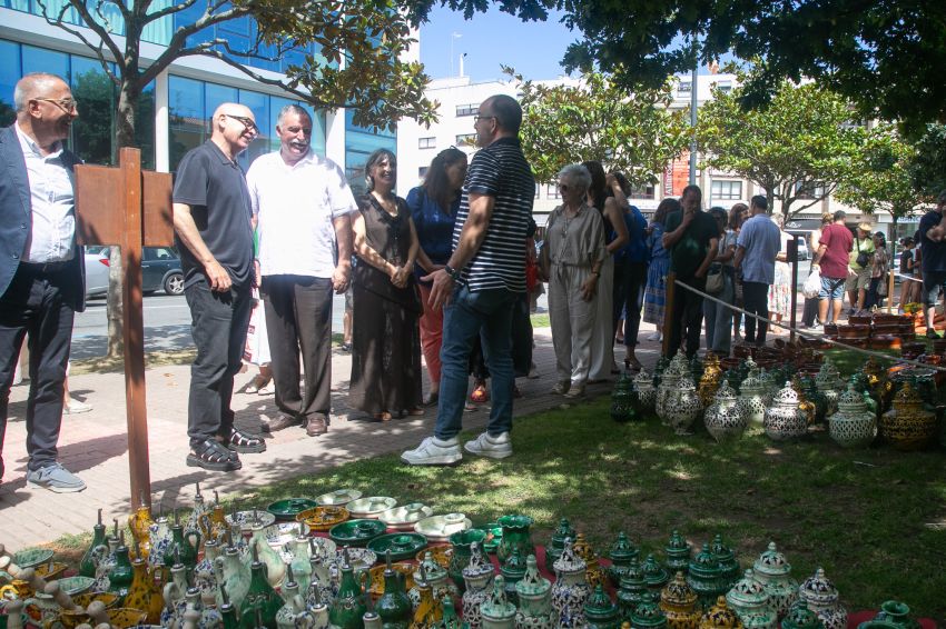 A Deputación pon en valor a artesanía e a gastronomía local na presentación da nova edición de Alfaroleiros