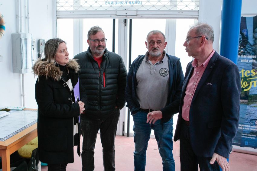 A Deputación apoia con 17.000 euros a actividade da confraría de pescadores de Miño