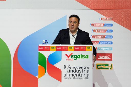 Formoso destaca o “exemplo empresarial” de Joaquín González na súa traxectoria tras varias décadas en Vegalsa