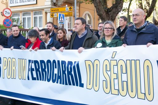 A Deputación da Coruña súmase ás reivindicacións do Foro Cidadán polo Ferrocarril pola modernización da infraestrutura ferroviaria de Ferrolterra