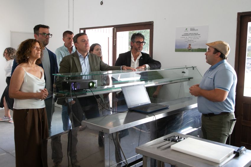 A Deputación da Coruña e a Asociación Baroña asinan un convenio para crear o Centro de Transformación Colaborativo e Alimentario Baroña