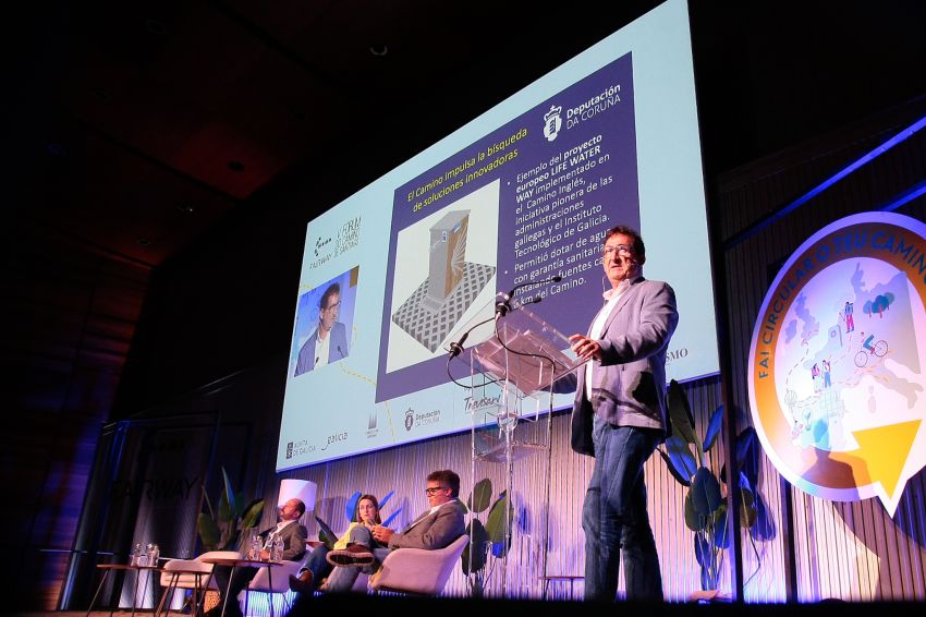 Leira destaca en Fairway a oportunidade que supón o Camiño de Santiago para os concellos polos que discorren as rutas xacobeas