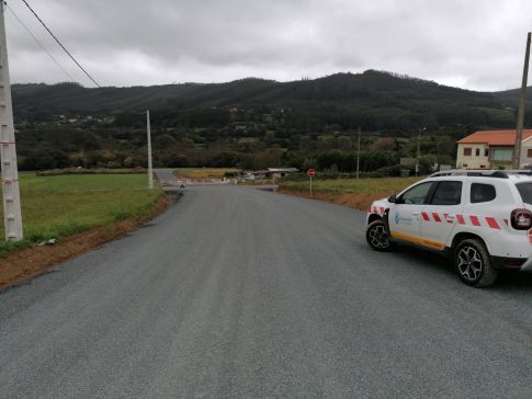A Deputación aproba investir 786.626 euros a mellorar o estado de estradas provinciais en Miño, Pontedeume e A Laracha