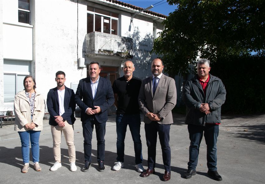 A Deputación e o Concello de Pontedeume invisten 306.713 euros na reforma do centro social de Vizús, en Centroña