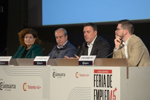 Formoso destaca os máis de 7.000 postos de traballo creados no sector público e privado a través dos programas de emprego da Deputación