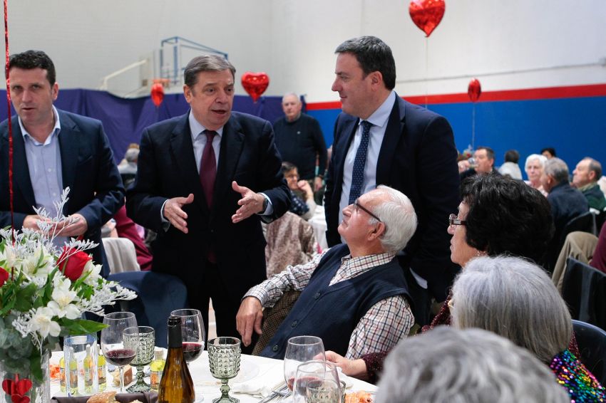 Formoso destaca “o traballo das xeracións que nos precederon para facer de Boiro unha das vilas máis puxantes da provincia”