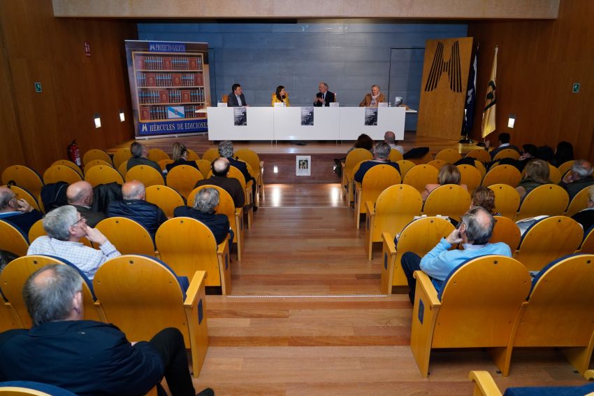 Formoso participa na presentación do libro “Nuevos tiempos modernos”, de Fernando González Laxe