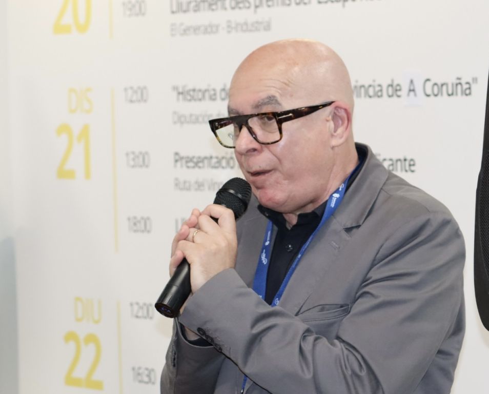 Regueira salienta a tradición conserveira de Barbanza Arousa como eixo do turismo industrial