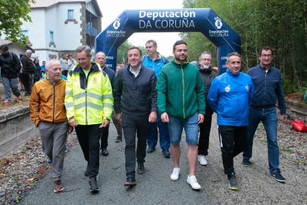 O 99% das persoas que empregan a Vía Verde Compostela-Tambre-Lengüelle valora positivamente a experiencia