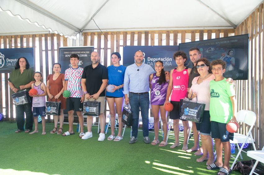 Muros acolle o Torneo Clasificatorio Arena 1000 Deputación da Coruña de balonmán praia