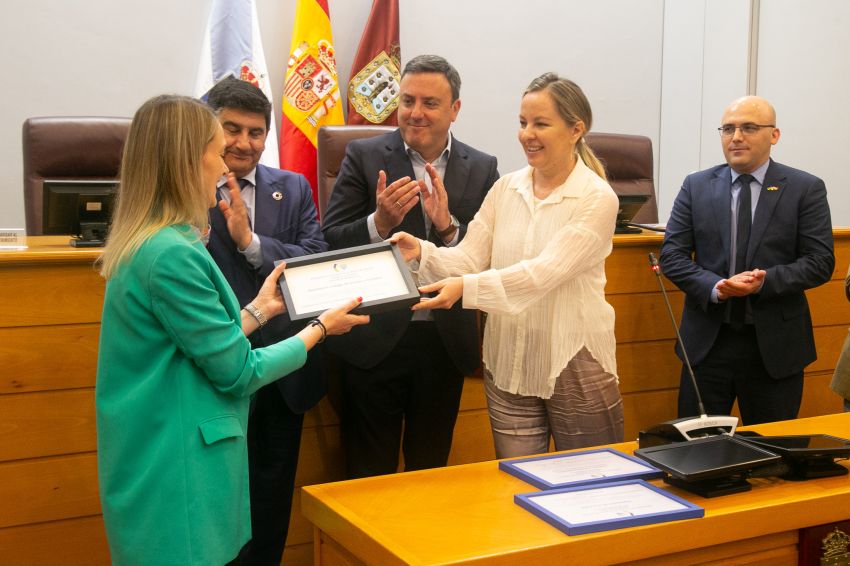 A embaixadora de Ucraína recoñece o apoio humanitario da Deputación da Coruña ao pobo ucraíno