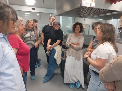 Unha ducia de persoas inician a súa formación para incorporarse ás cociñas colaborativas de “Transformando en Brión”, na Rede Provincial de Coworking da Deputación da Coruña