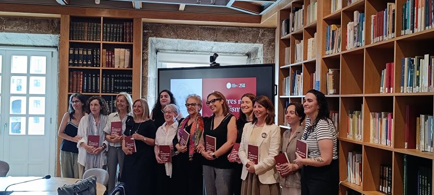 O Colexio de Xornalistas presenta o libro 'As mulleres no xornalismo galego: A crónica revelada', gañador do premio Luísa Villalta no 2024