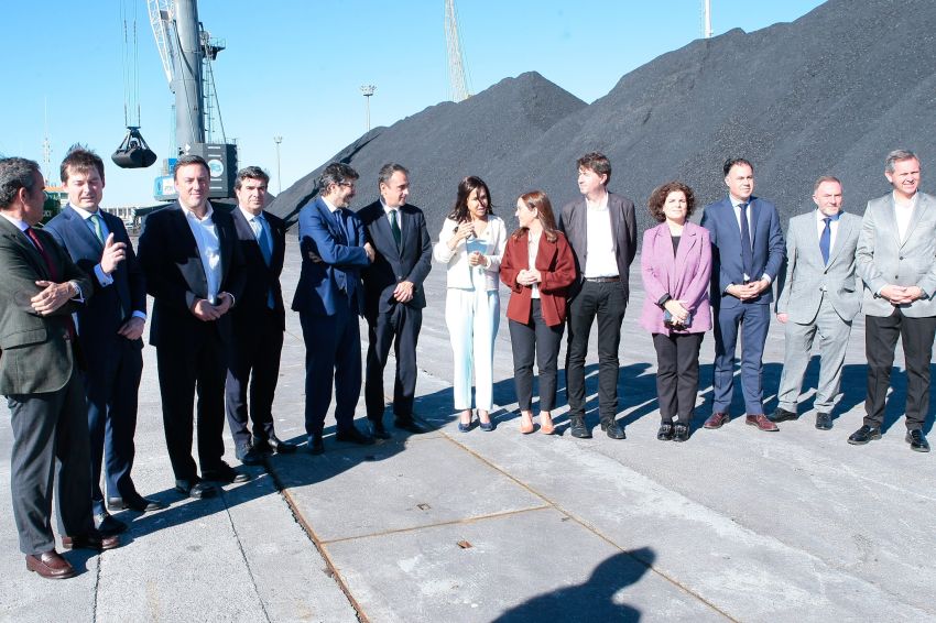 Formoso destaca “a importancia da colaboración entre administracións” para sacar adiante o tren a Langosteira, “un proxecto estratéxico para a provincia”