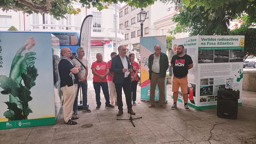 O deputado de patrimonio, Xosé Penas, inaugura, en Arzúa, a exposición 