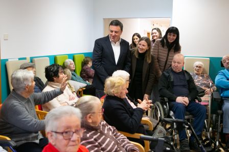 O Concello das Pontes cede os terreos do antigo colexio Pardo Bazán á Deputación da Coruña para construír a primeira Casa de Acompañamento aos Maiores (CAM) da provincia