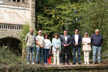 O 99% das persoas que empregan a Vía Verde Compostela-Tambre-Lengüelle valora positivamente a experiencia