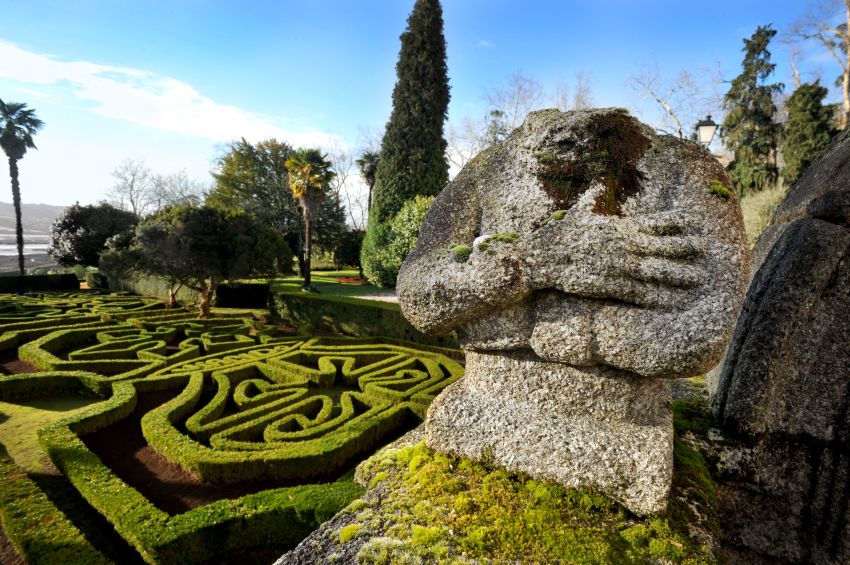 O estudo micolóxico promovido pola Deputación no Pazo de Mariñán arranca co descubrimento de dúas especies inéditas en Galicia
