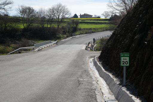 A Deputación saca a licitación por máis de 1,15 millóns de euros a mellora do firme da DP-7804 en Santiago