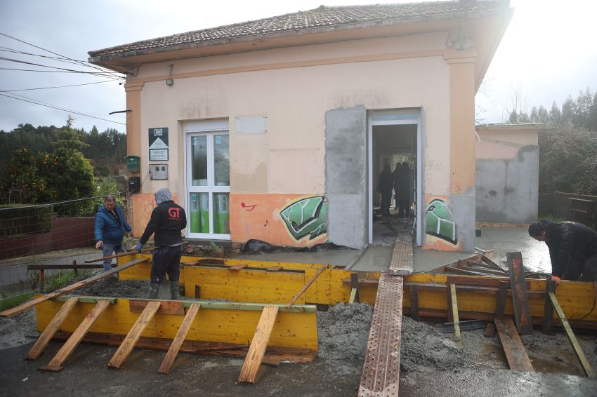 Cristina García destaca en Bergondo o esforzo investidor da Deputación na localidade, que recibiu 5,8 millóns nos útimos oito anos