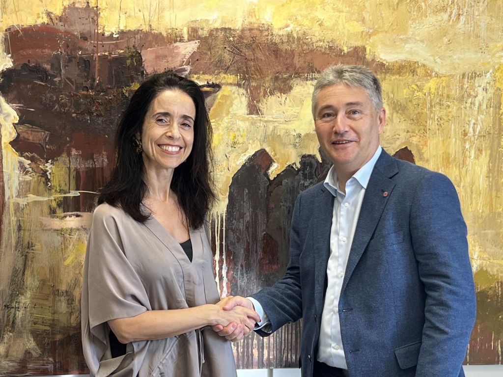 A Deputación e a UDC renovan a colaboración para o uso do comedor do IES Rosalía Mera polo alumnado da residencia Elvira Bao