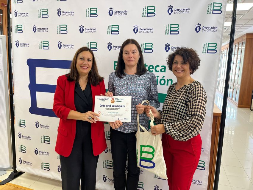 A Biblioteca Provincial acolleu a entrega de premios aos gañadores do certame #HoxeEscriboEn, que presentaron relatos ambientados en Monfero, Fisterra e Ferrol