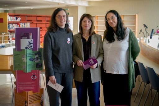 As bibliotecas da Universidade da Coruña contarán con puntos violeta contra a violencia machista