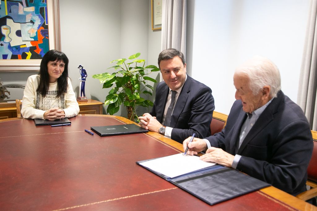 A Deputación inviste 200.000 euros na reforma interior da residencia Centro Ricardo Baró de Aspronaga en Oleiros