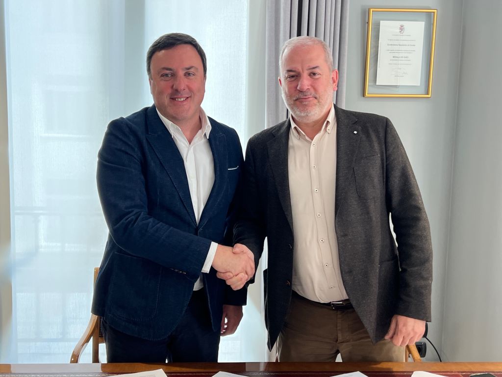 A Deputación alíase coa Fundación Luis Seoane para impulsar o premio provincial de Deseño que leva o seu nome